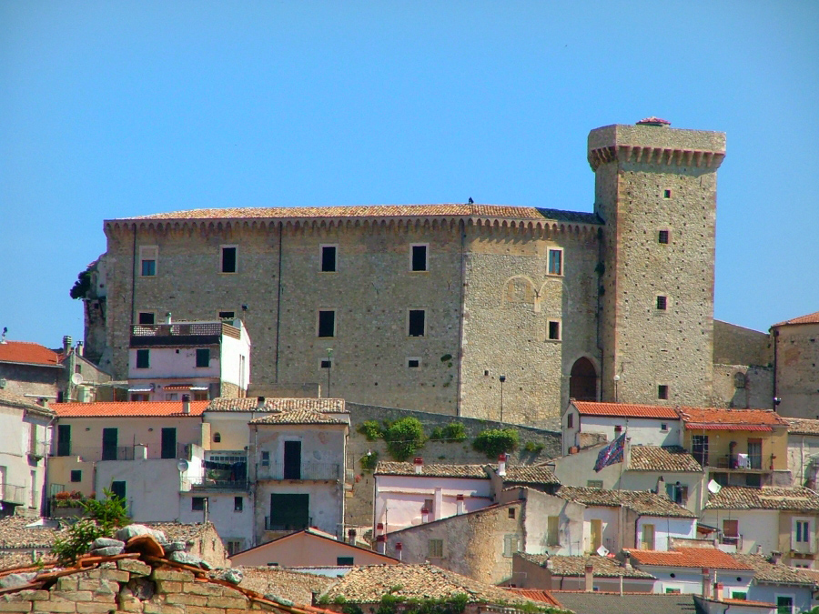 ducal-castle-of-Casoli